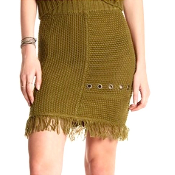Moon River Knit Fringe Skirt With Grommets - Picture 1 of 15